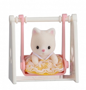 Sylvanian Families. Младенец в пластиковом сундучке - Кошка на качелях (Epoch, 5201st)